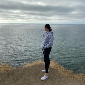 Meet your Posher, Ludmila